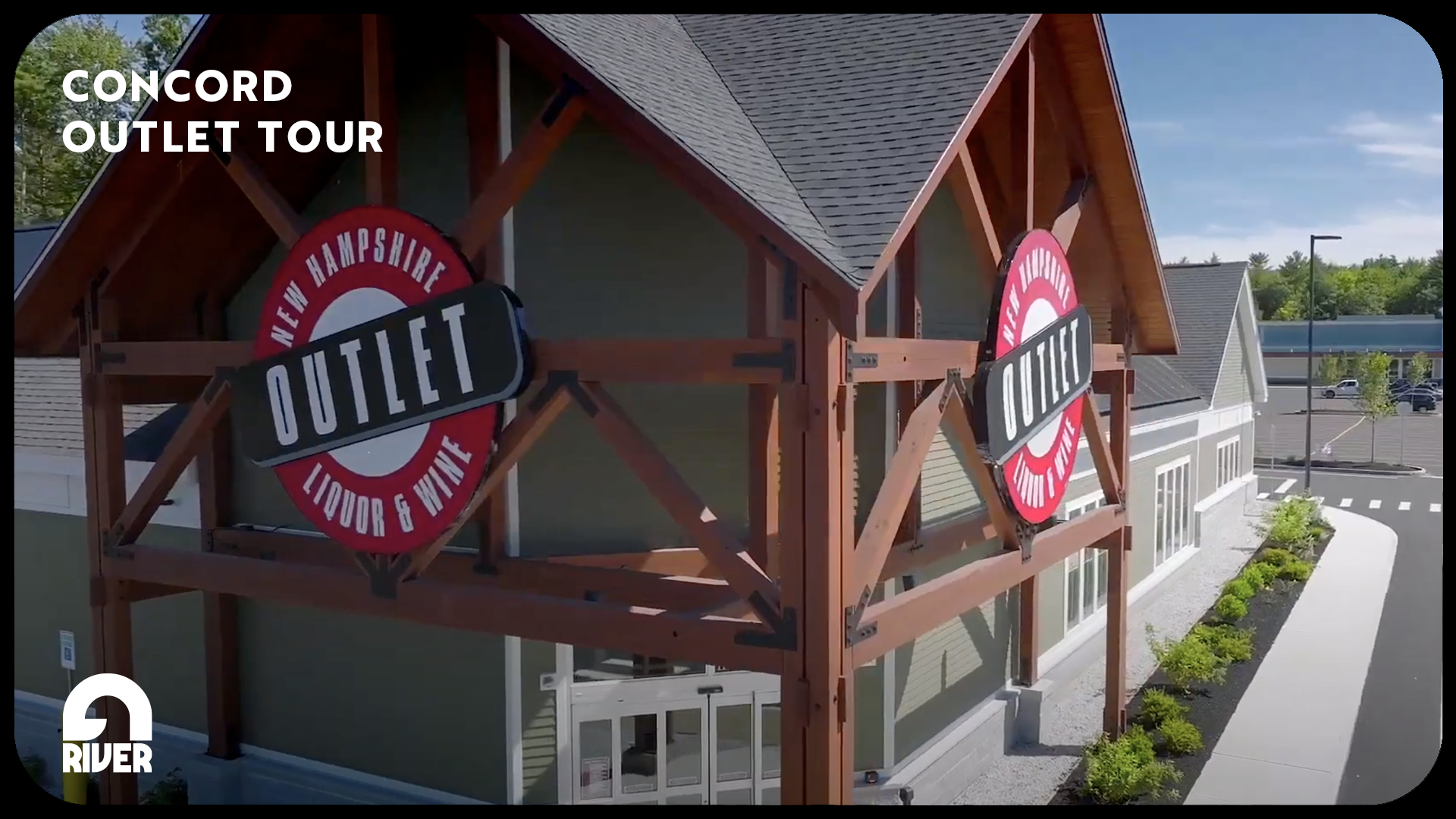 Screenshot of video tour video created by Granite River Studios, of the outside of a New Hampshire based outlet Store.